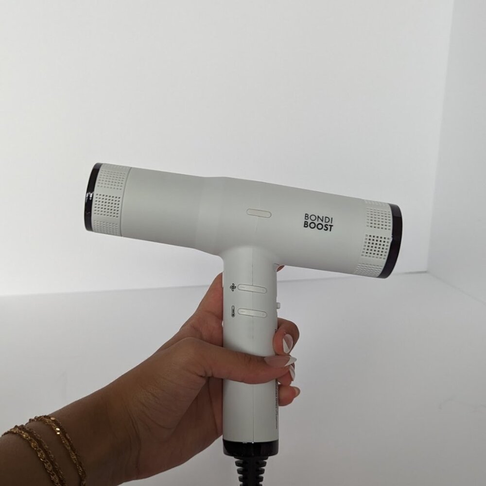 LUXURIOUS SONIC HAIR DRYER